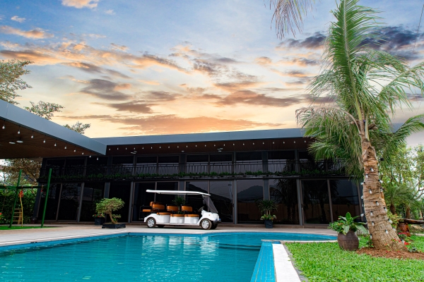 Villa Grand C Sóc Sơn 3PN | Bể Bơi Vô Cực View Đẹp | FLORA Resort